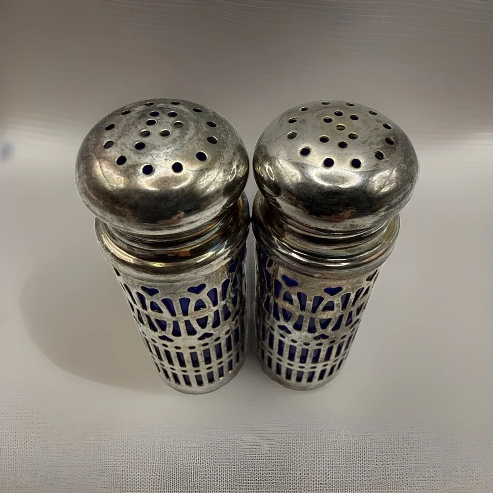 Vintage Cobalt Blue Glass Salt & Pepper Shaker Patent 1014132 Silver 3